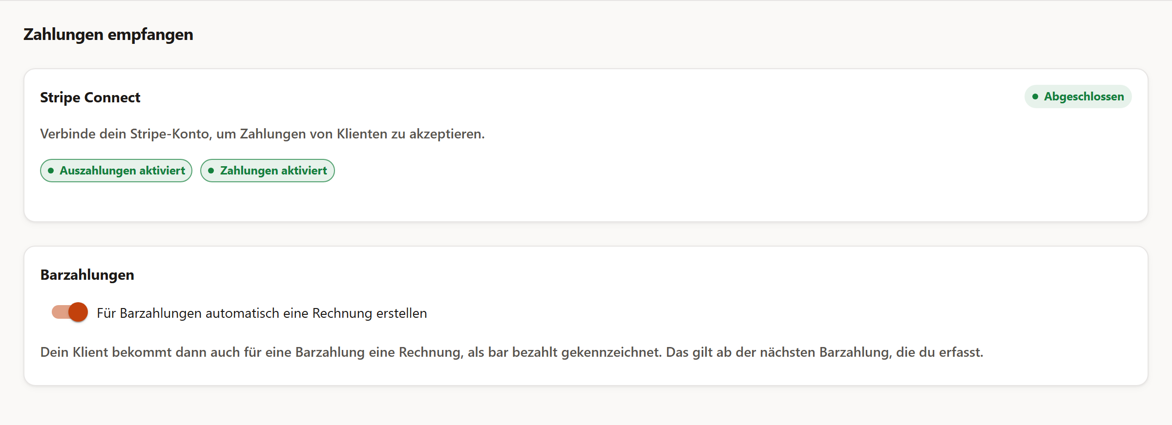 Die Seite „Zahlungen empfangen“ mit der Karte Stripe Connect, dem Statuszeichen und den Zeichen für aktivierte Auszahlungen und Zahlungen.